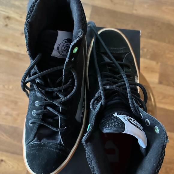 Diesel S-Dvelows Mid Black Hi Top Sneakers - Picture 6 of 6